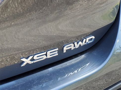 Used 2023 Toyota Highlander XSE image 7