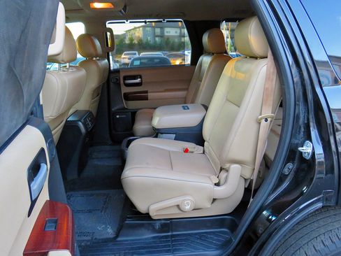 Used 2013 Toyota Sequoia Platinum image 13