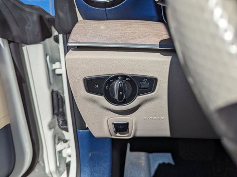 Used 2018 Mercedes-Benz E 400 E 400 RWD Cabriolet w/ Premium 2 Package (Q02) image 15