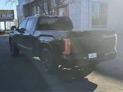 Used 2022 Toyota Tundra Platinum image 7