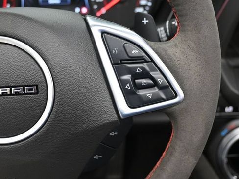 Used 2022 Chevrolet Camaro ZL1 RWD image 29