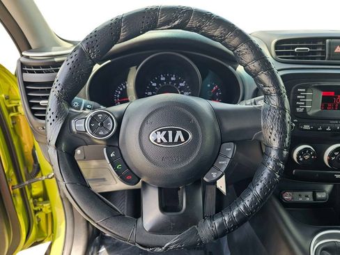 Used 2014 Kia Soul FWD image 20
