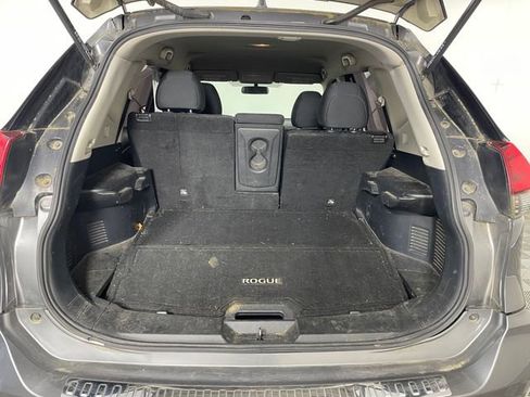Used 2017 Nissan Rogue S AWD/4WD image 12