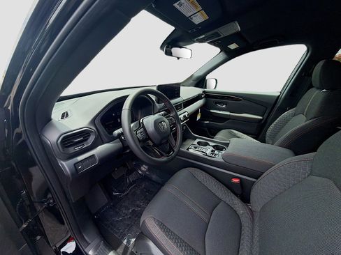 New 2026 Honda Pilot Sport image 9