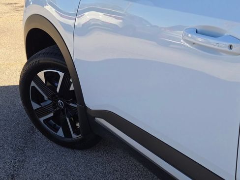 Used 2026 Nissan Kicks SV w/ Cold Weather Package AWD/4WD image 16