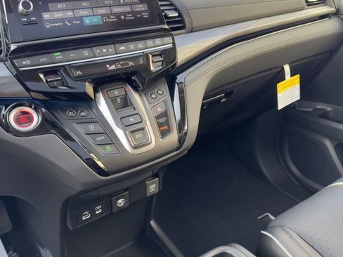 New 2026 Honda Odyssey Elite image 29