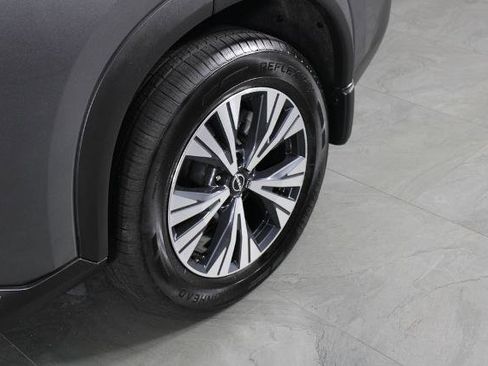 Certified 2023 Nissan Rogue SV image 13