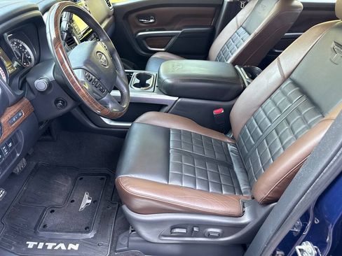 Used 2017 Nissan Titan Platinum Reserve AWD/4WD image 13