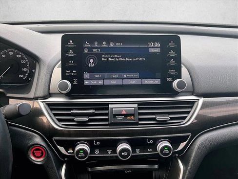 Used 2019 Honda Accord Sport image 8