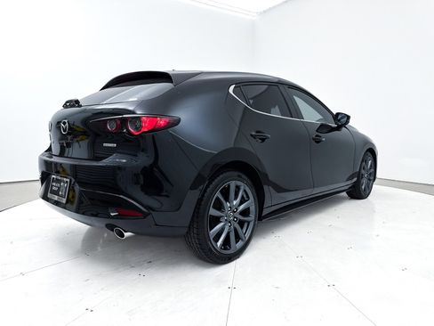 Used 2019 MAZDA MAZDA3 Hatchback w/ Preferred Package image 20