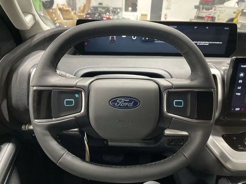 New 2026 Ford Expedition Active AWD/4WD image 15