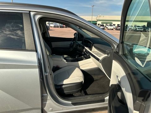 Used 2025 Hyundai Tucson SEL FWD image 30