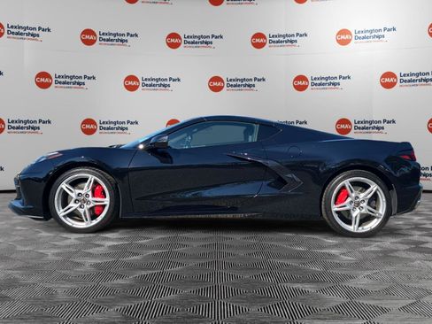 Used 2024 Chevrolet Corvette Stingray Coupe w/ Z51 Performance Package RWD image 4