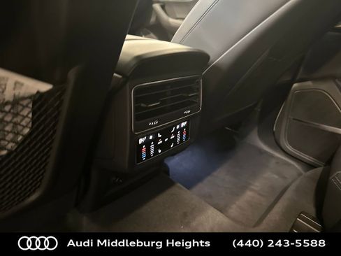 New 2026 Audi Q8 Premium Plus image 29