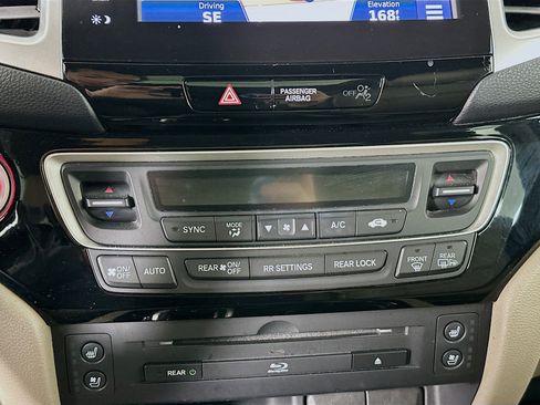 Used 2016 Honda Pilot Elite image 24