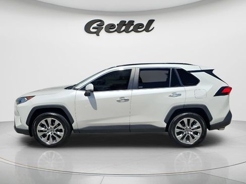 Used 2019 Toyota RAV4 Limited w/ Cold Weather Package FWD image 8