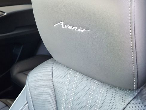 New 2026 Buick Envision Avenir image 18