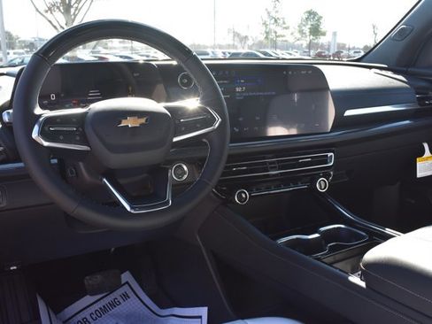 New 2026 Chevrolet Traverse High Country w/ LPO, Floor Liner Package image 20