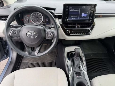 Used 2022 Toyota Corolla LE image 7