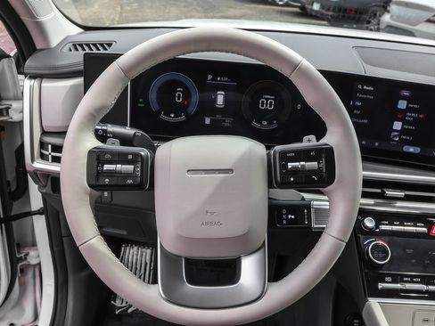 Certified 2026 Hyundai Santa Fe SE AWD/4WD image 17