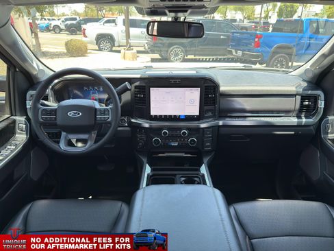 Used 2025 Ford F350 Lariat w/ FX4 Off-Road Package AWD/4WD image 31