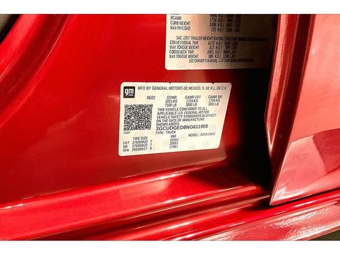 Used 2022 Chevrolet Silverado 1500 LTZ w/ LTZ Premium Package image 32