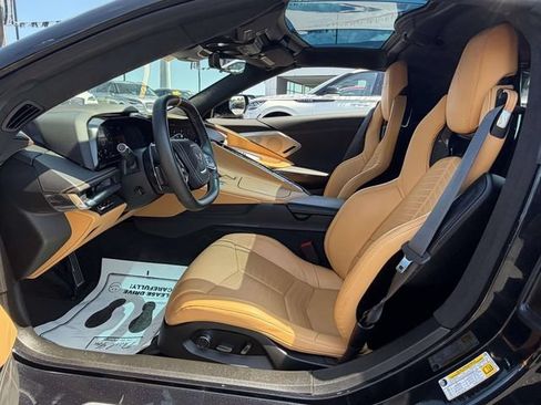 Used 2024 Chevrolet Corvette Stingray Premium Cpe w/ Battery Protection Package RWD image 9