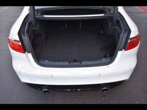 Used 2017 Jaguar XF S image 24