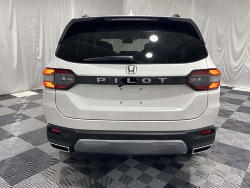 New 2026 Honda Pilot EX-L image 3