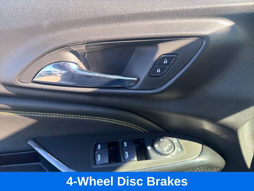Used 2024 Chevrolet Trax LT w/ Driver Confidence Package FWD image 12