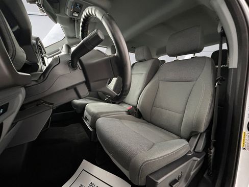 Certified 2025 Ford F150 XLT w/ Equipment Group 301A Standard image 8