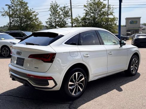 Used 2023 Audi Q5 2.0T Premium w/ Convenience Package AWD/4WD image 6
