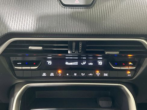 Used 2025 MAZDA CX-90 3.3 Turbo w/ Select Package image 19