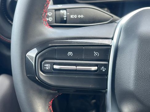 Certified 2024 Chevrolet Colorado Z71 w/ LPO, Dark Essentials Package image 20