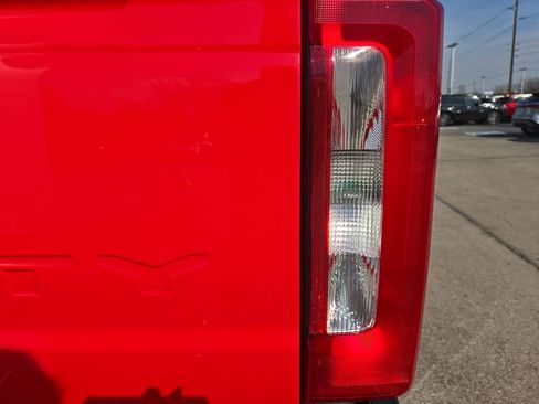 Used 2024 Ford F250 XL w/ FX4 Off-Road Package AWD/4WD image 16