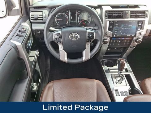 Used 2022 Toyota 4Runner Limited AWD/4WD image 3