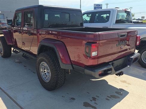 Used 2021 Jeep Gladiator Sport AWD/4WD image 5