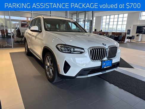 Certified 2023 BMW X3 xDrive30i w/ Convenience Package w/ZPA AWD/4WD image 4