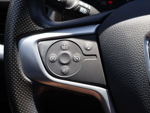 Used 2023 GMC Terrain SLE w/ Driver Convenience Package FWD image 17