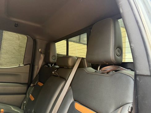 Used 2020 GMC Sierra 1500 AT4 w/ AT4 Premium Package AWD/4WD image 31