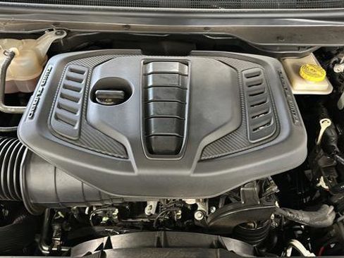 Used 2023 Jeep Wagoneer L Series II w/ Convenience Group I RWD image 36