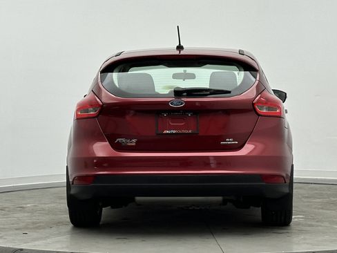 Used 2016 Ford Focus SE w/ SE Power Seat Package image 6