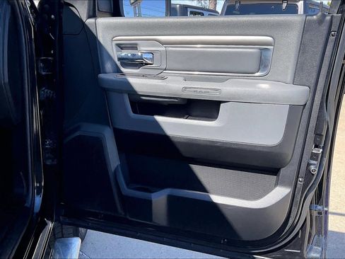 Used 2016 RAM 1500 Big Horn image 22