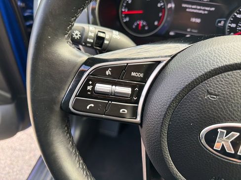 Used 2021 Kia Seltos SX AWD/4WD image 16