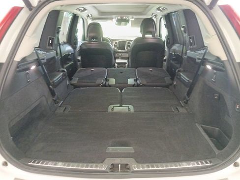 Used 2021 Volvo XC90 T6 Inscription w/ Protection Package Premier AWD/4WD image 10