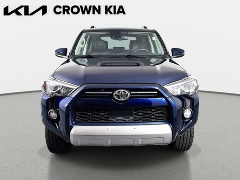 Used 2020 Toyota 4Runner 4WD image 2