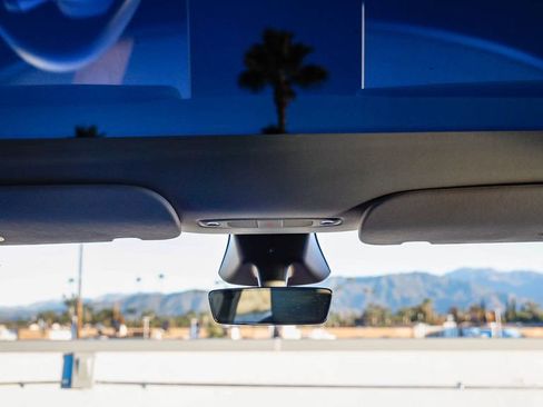 Used 2024 Tesla Model Y Performance image 17