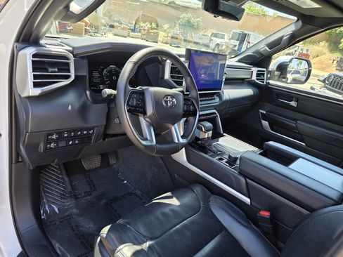 Used 2025 Toyota Tundra Platinum AWD/4WD image 10