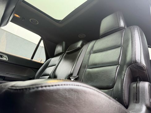 Used 2012 Ford Explorer XLT AWD/4WD image 10