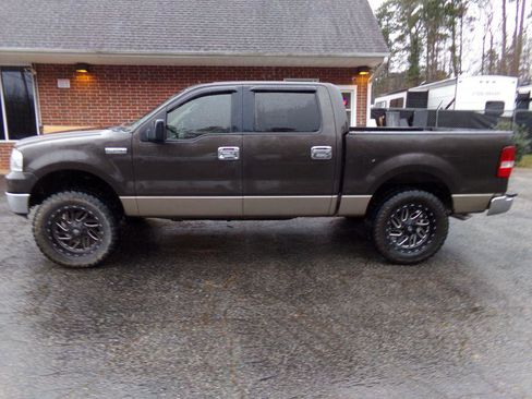 Used 2005 Ford F150 4x4 SuperCrew image 3